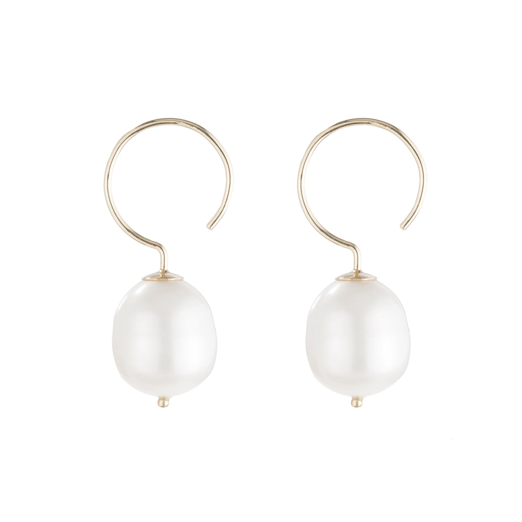 Baroque Pearl Swing Hoop Earrings | Ariel Gordon